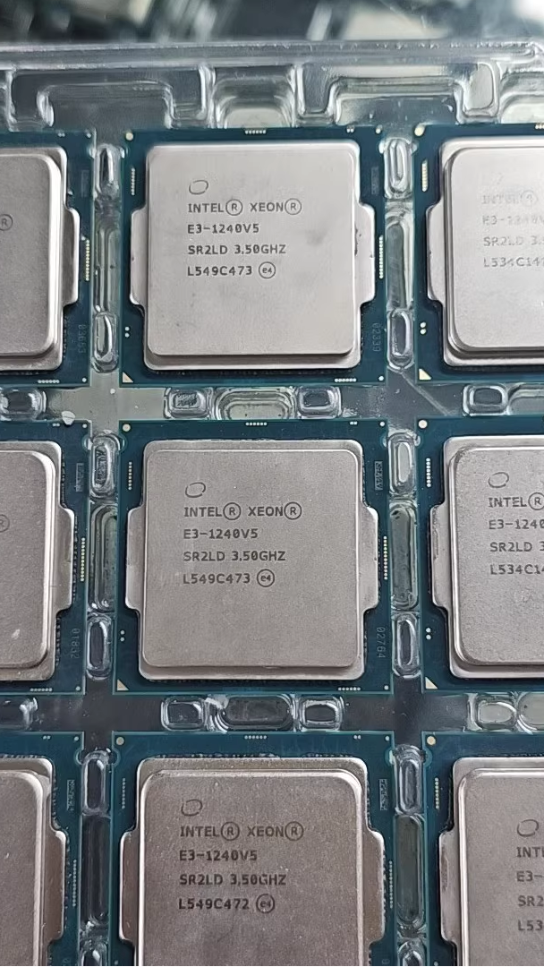 E3-1240V5